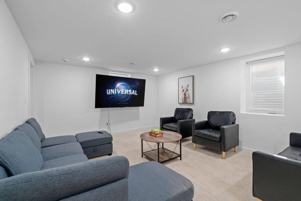 Movie Game Room & Fire Pit Luxury Spacious Home Minneapolis Esterno foto